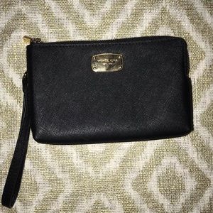 Michael Kors Wallet/Wristlet